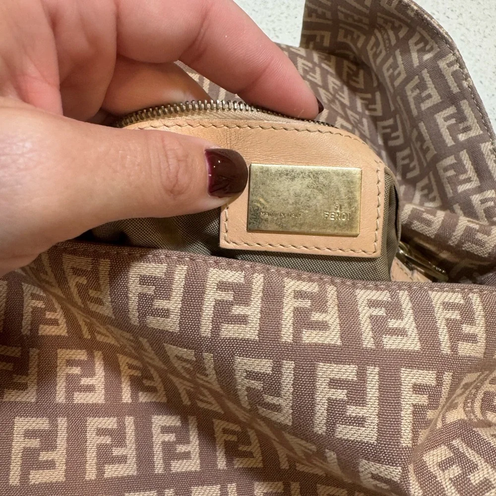 Authentic Fendi Pink Zucca Canvas Mama Baguette 💖 - Picture 15 of 17